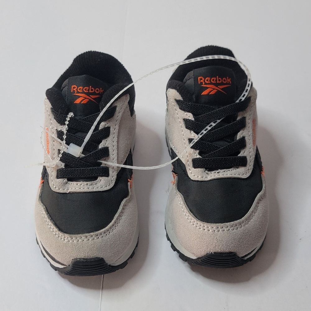 Reebok Kids Black and Orange Sneakers Size 5